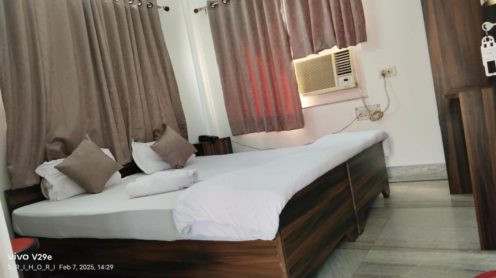 White Heaven Hotel New Town Ngoại thất bức ảnh